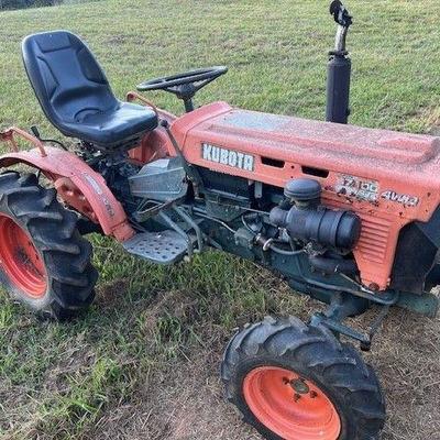 Kubota B7100 4x4 3 point 