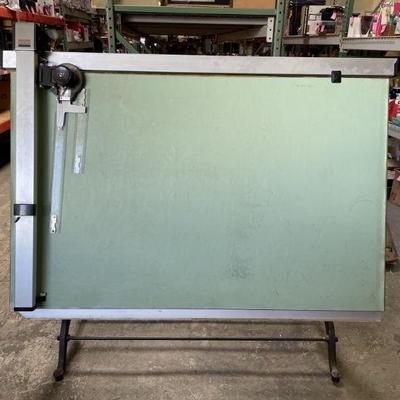 Lot 131 | Drafting Board
