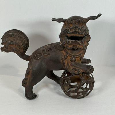 Vinatae cast Iron  Chinese Foo Dog