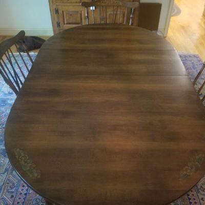 Hitchcock dining table with two leaves and chairs