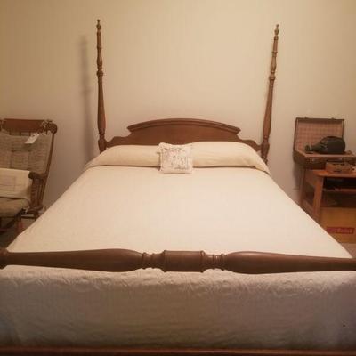 Four poster bed