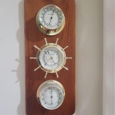 Weather clock