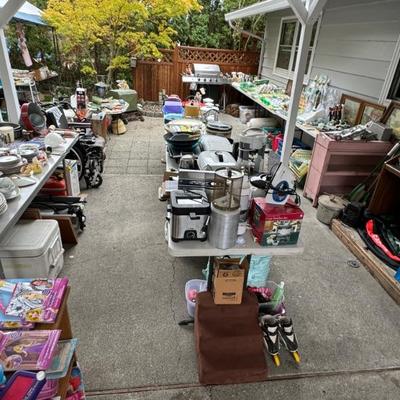 Estate sale photo