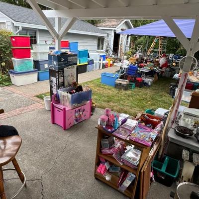 Estate sale photo
