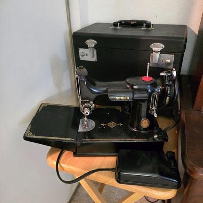 Singer Featherweight