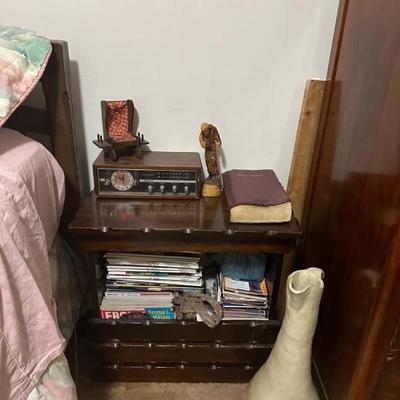 Vintage MCM Magazine rack/side table