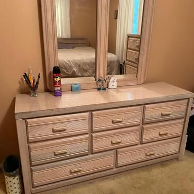Bed Room Set 5 drawer dresser, 8 drawer dresser with Mirror Queen bed with Night stand BUY IT NOW $300