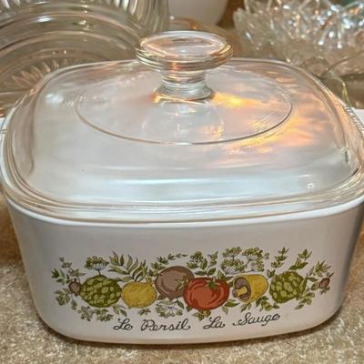 Spice of life Covered Cassrole by Corningware