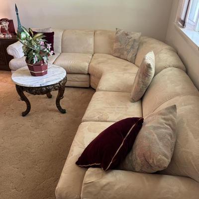 Beige Sectional Sofa BUY IT NOW! Ring or Text $300