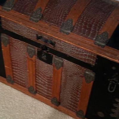 very old roll top chest