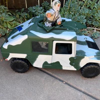 VINTAGE TOY/DOLL