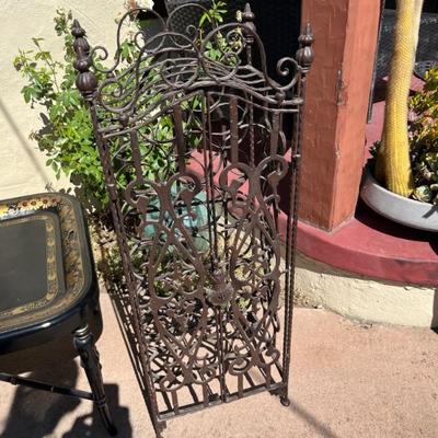 IRON WINE RACK