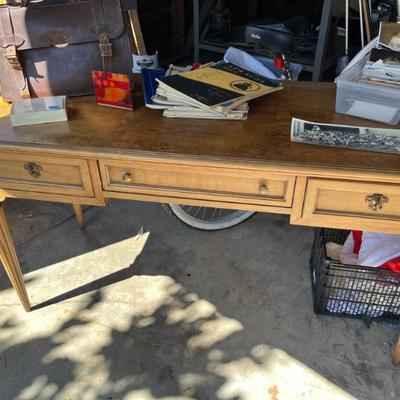 MID-MODERN DESK