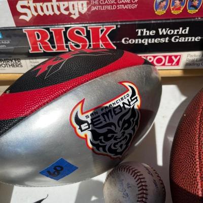 COLLECTABLE FOOTBALL