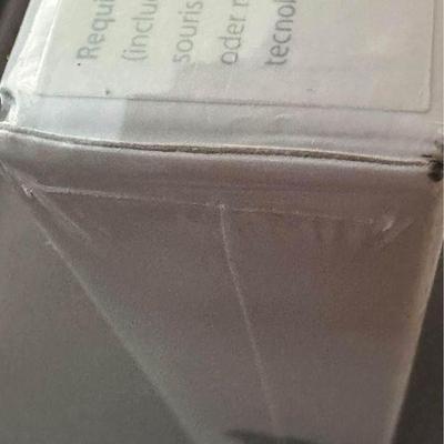 Apple MC184LL/B Wireless Keyboard NEW IN PLASTIC ($45)