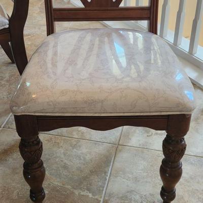 Gorgeous Dining Room Set By Standard Furniture Grand Designs Collection - rarely used, sold separately or as a set INCLUDING 6 Matching...