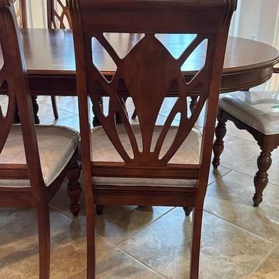 Gorgeous Dining Room Set By Standard Furniture Grand Designs Collection - rarely used, sold separately or as a set INCLUDING 6 Matching...