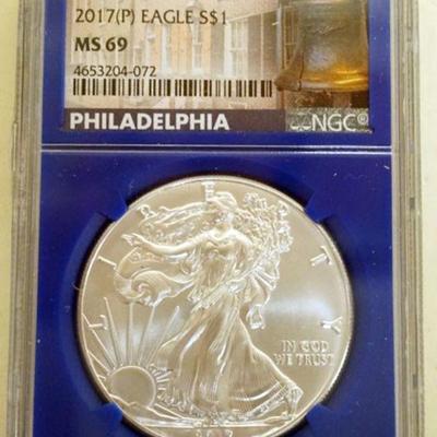 1217	2017 ONE DOLLAR EAGLE PHILADELPHIA MINT
