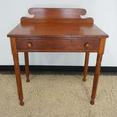 1173	COUNTRY PINE ONE DRAWER STAND W/SCROLLED EDGE, BACK BOARD & DOVETAILED DRAWER, APPROXIMATELY 18 1/2 IN X 30 IN X 34 IN HIGH
