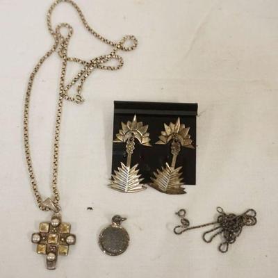 1266	STERLING SILVER JEWELRY INCLUDING EARRINGS, CROSS PENDANT AND MORE
