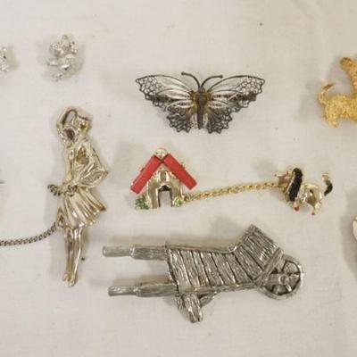 1273	GROUP OF LADIES PINS INCLUDING 2 PIECE VINTAGE WOMAN AND DOG, 2 PIECE DOG AND DOG HOUSE WITH STERLING?  BUTTERFLY
