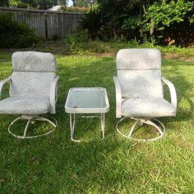 Winston Patio Furniture Pair of Cushion Hgh Back Swivel Tilt Chairs & Rectangular Side Table