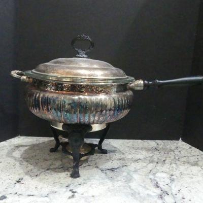 Vintage Sheffield Silver Plate 3-Quart Chafing Dish with Lid & Pyrex 3-Quart Casserole Dish
