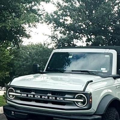2023 Ford Bronco, 9k miles