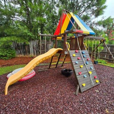 "Fabulous Ivy Falls" in Grovetown, GA. Starts Closing Mon 8/19 at 8pm. Pickup Wed 8/21 from 3-6pm. Please click here to view...