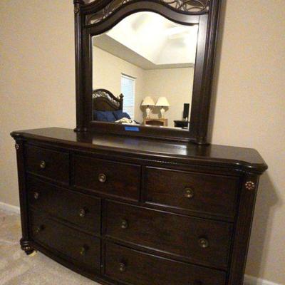 "Fabulous Ivy Falls" in Grovetown, GA. Starts Closing Mon 8/19 at 8pm. Pickup Wed 8/21 from 3-6pm. Please click here to view...