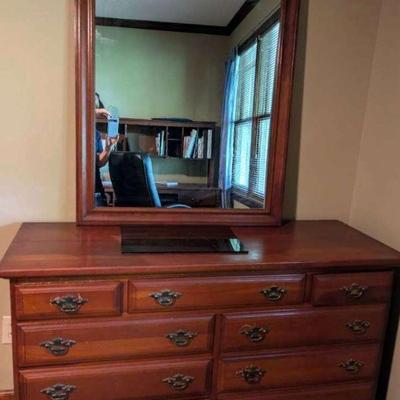 "Old Friar Farm" in Aiken, SC. Starts Closing Thu 8/15 at 8pm. Pickup is Sat 8/17 11-2pm. Please click here to view more...