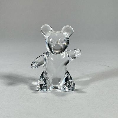 DAUM FRANCE CRYSTAL GLASS BEAR | Crystal glass bear signed and in good condition. - h. 4 in

