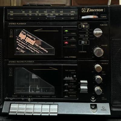 Vintage cassette/radio boombox. Works!