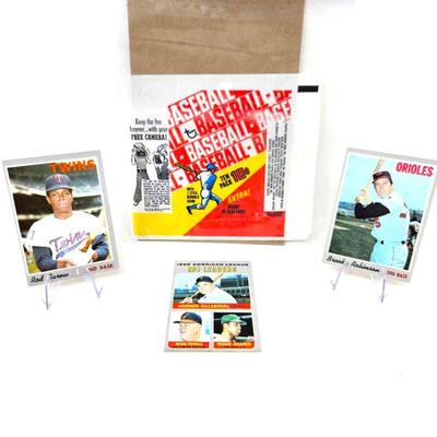 Lot #75 - 1970 Topps Baseball Wax Pack Wrapper & Three 1970 Baseball Cards.