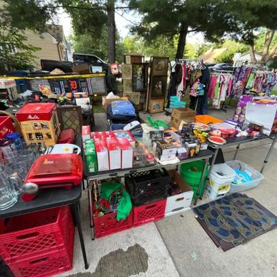 Estate sale photo