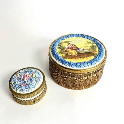 Lot 971 Pair of Porcelain Covered Boxes