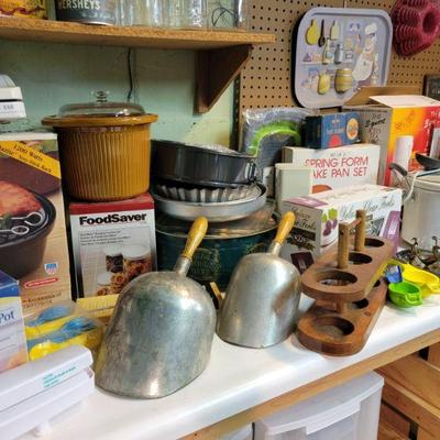 General Store Scoops