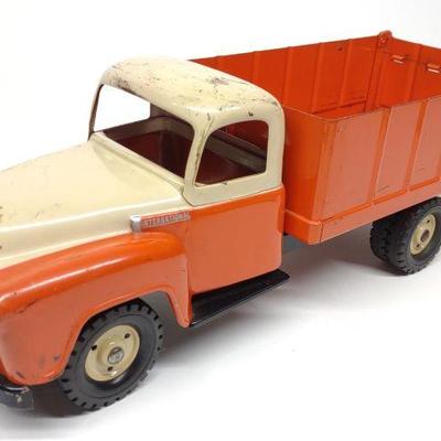 Tru-Scale IH Farm Truck w/ Grain Body Toy