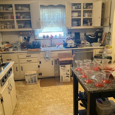 EstateSalesByOlga at 42 Harvard Rd, Linden, NJ 07036