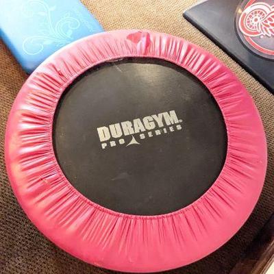 Fitness trampoline