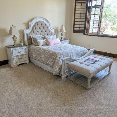 Magnolia Manor Queen bedroom set