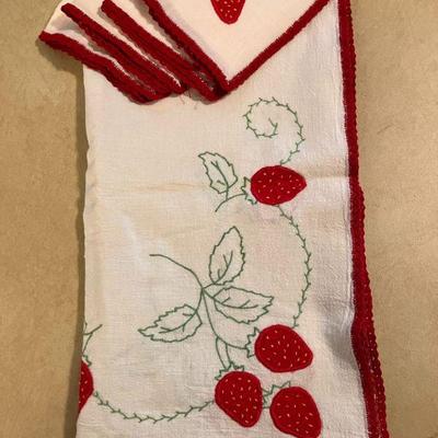 Vintage Hand stitched table cover and 4 napkins