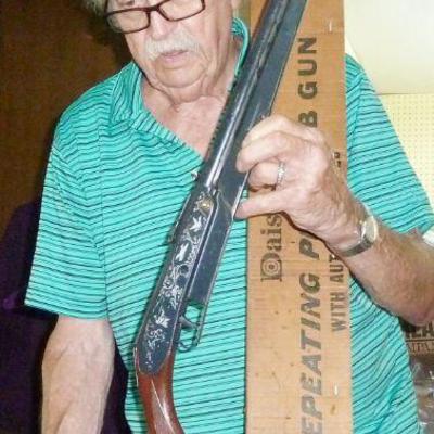 Daisy BB gun in original box
