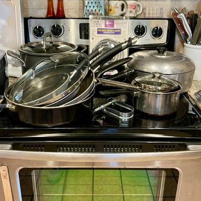 Many nice pots and pans