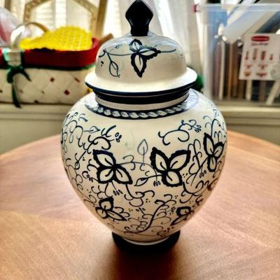 Urn style ginger jar