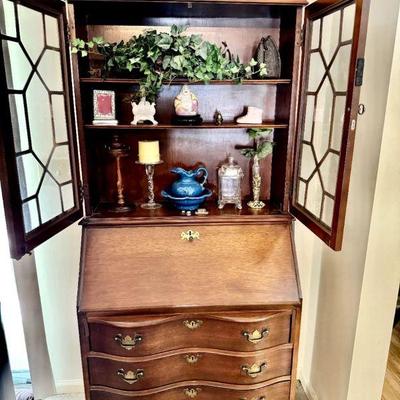 Antique Americana Style Jasper Cabinet Secretary Desk/ Hutch