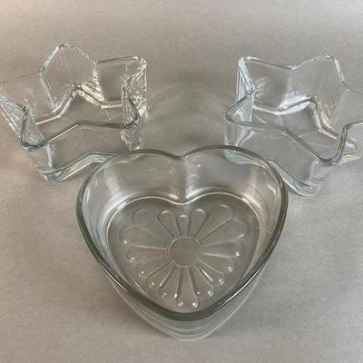 Two Star Bowls And One Heart Bowl
