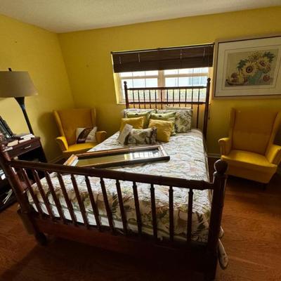 Queen bed frame 
