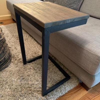 C-Shaped Modern Sofa Table - Black Metal Frame & Wood Accents	