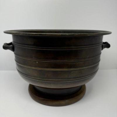 Large Antique Japanese Bronze Hibachi, Early 20th Century	